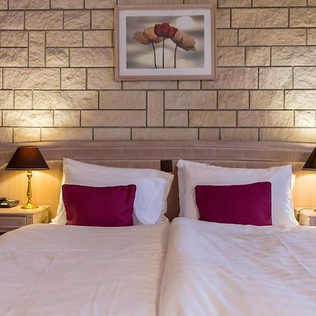 Hotel-Restaurant La Terrasse, Golf De La Gruyere Pont-la-Ville Екстериор снимка